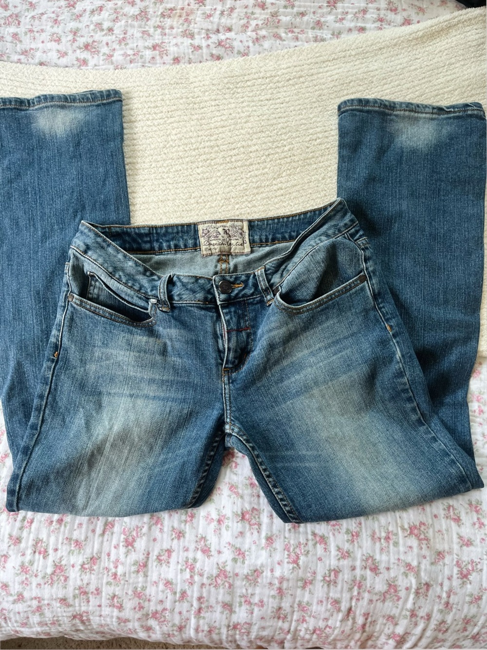 Classic Women's Blue Low Waist Jeans